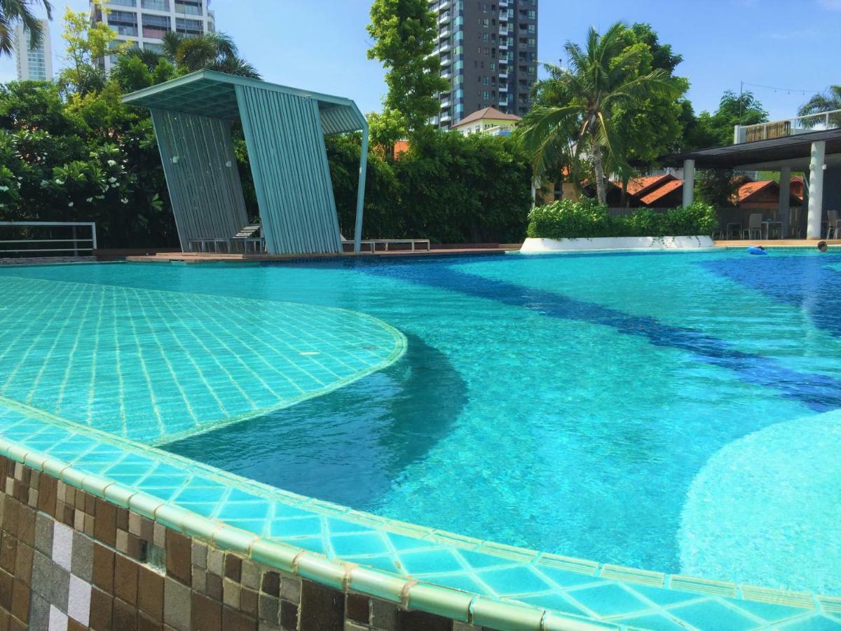 Cosy Lumpini Beachfront One Bedroom Jomtein Джомтиен Бийч Екстериор снимка